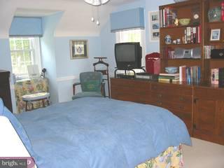 120 Berkeley Road Glenside, PA 19038 - Photo 4 of 6 Gallery Image 4