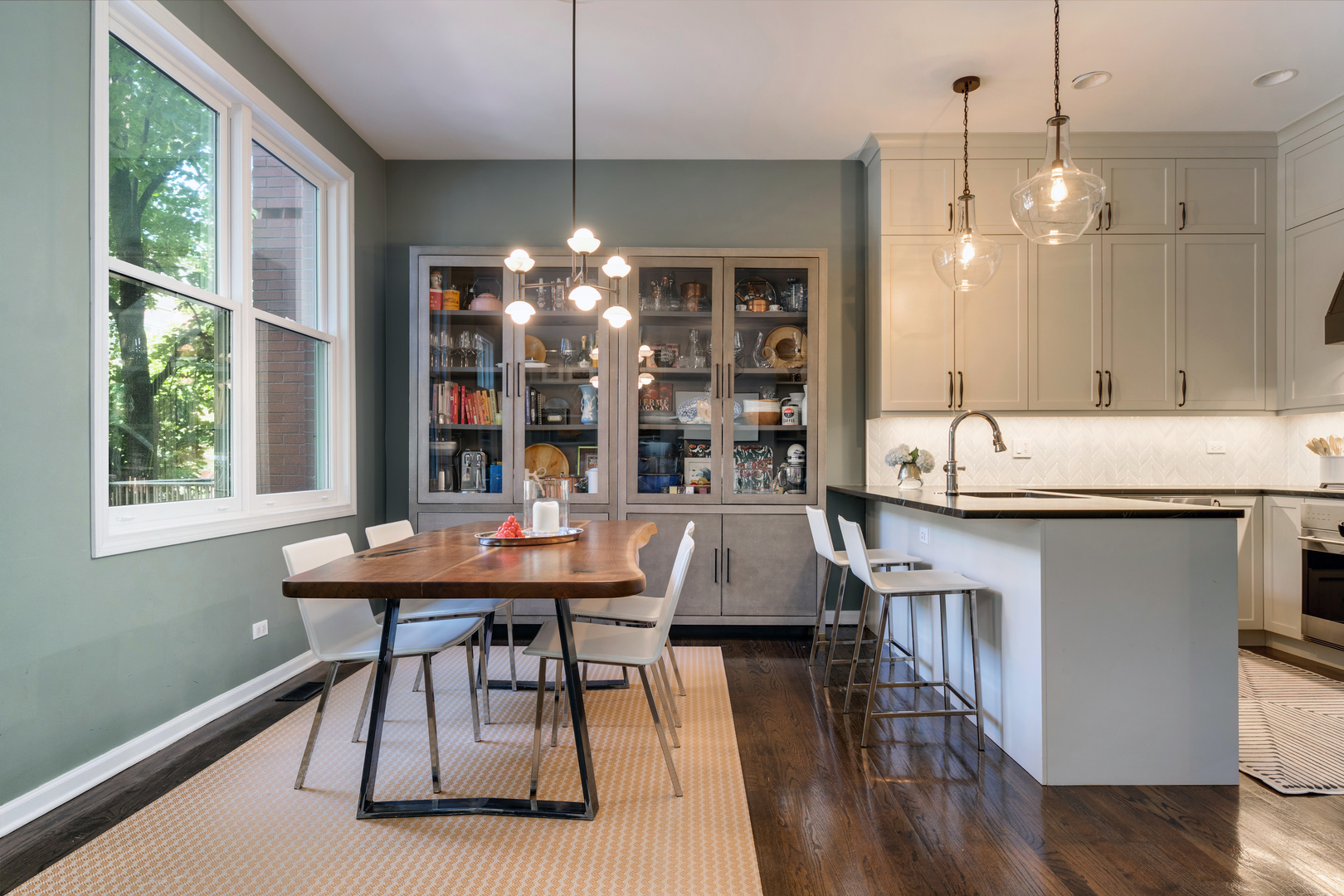 486 North Clinton Street Chicago, IL 60654 - Photo 12 of 41