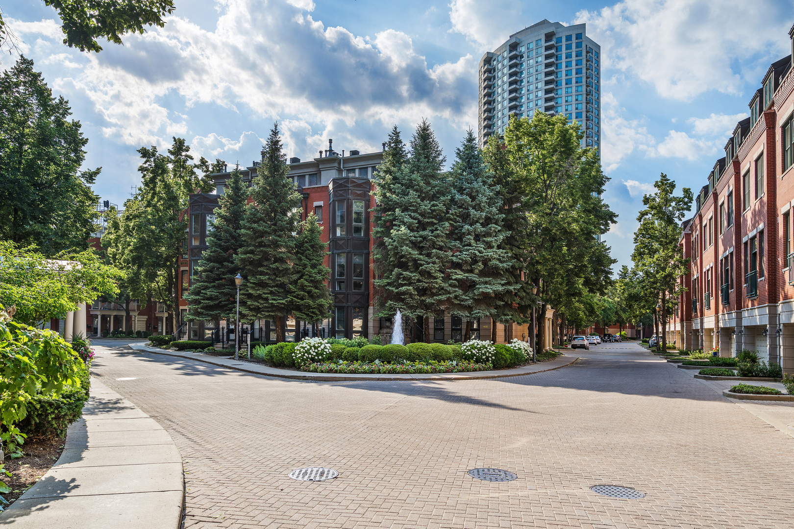 486 North Clinton Street Chicago, IL 60654 - Photo 2 of 41