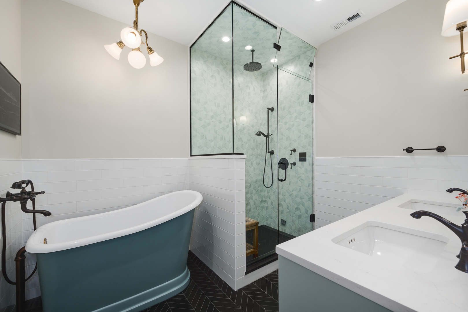 486 North Clinton Street Chicago, IL 60654 - Photo 23 of 41