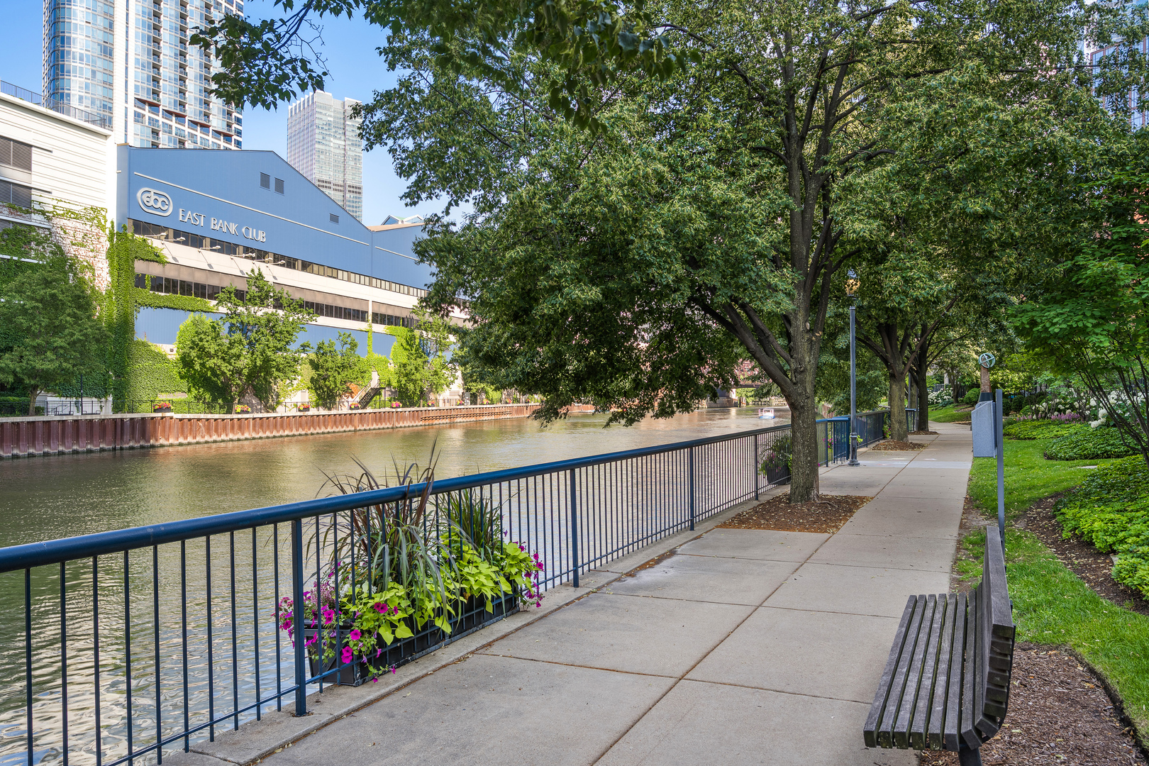 486 North Clinton Street Chicago, IL 60654 - Photo 38 of 41