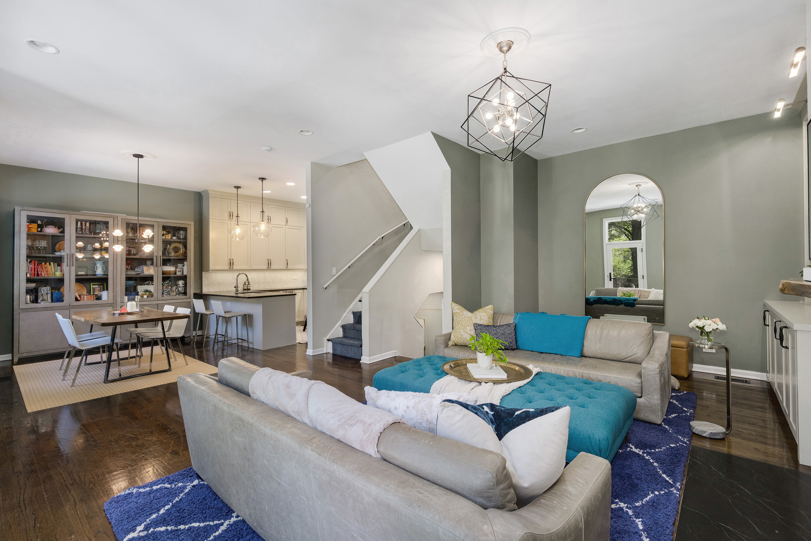 486 North Clinton Street Chicago, IL 60654 - Photo 8 of 41