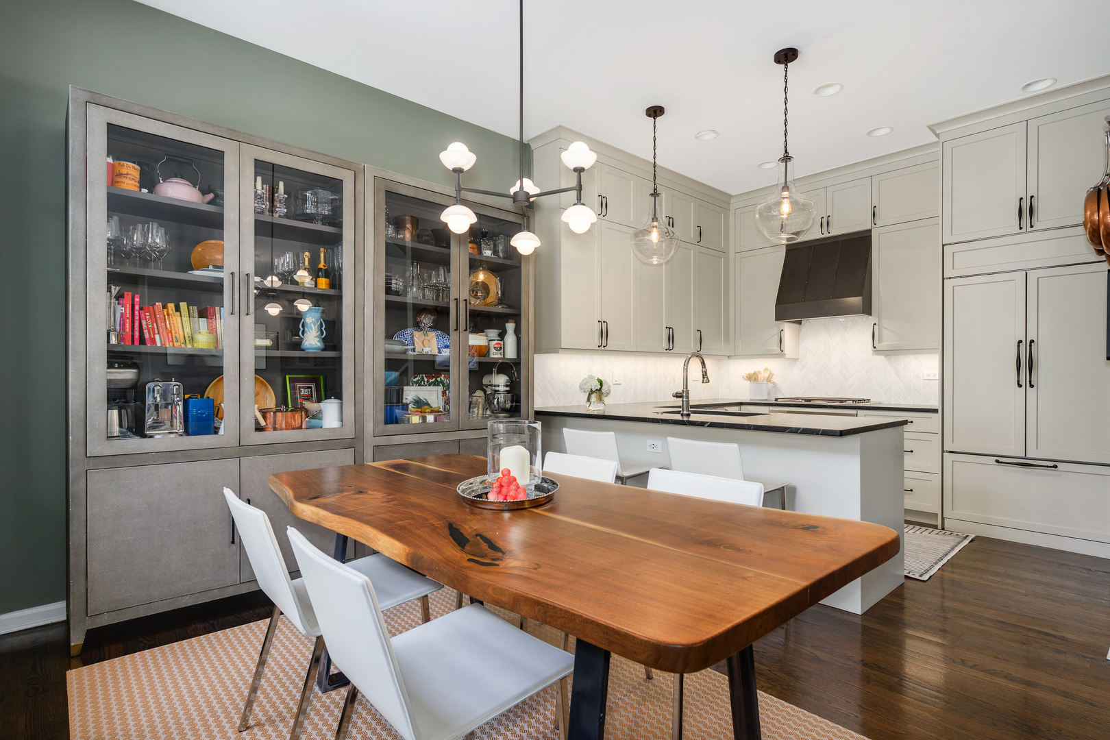 486 North Clinton Street Chicago, IL 60654 - Photo 10 of 41