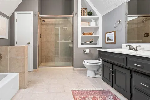 $460,000 | 15615 West 81st Street, Lenexa, KS 66219