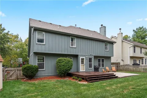 $460,000 | 15615 West 81st Street, Lenexa, KS 66219