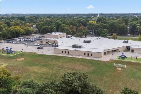 $460,000 | 15615 West 81st Street, Lenexa, KS 66219