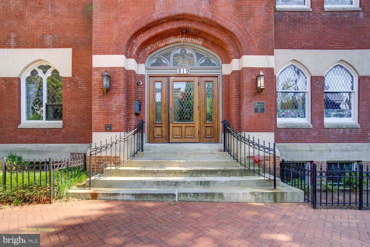 819 D Street Northeast, Unit 35 Washington, DC 20002 - Photo 2 of 33