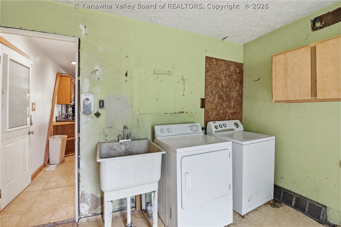4915 Coal River Road Tornado, WV 25202 - Photo 29 of 48 Gallery Image 29