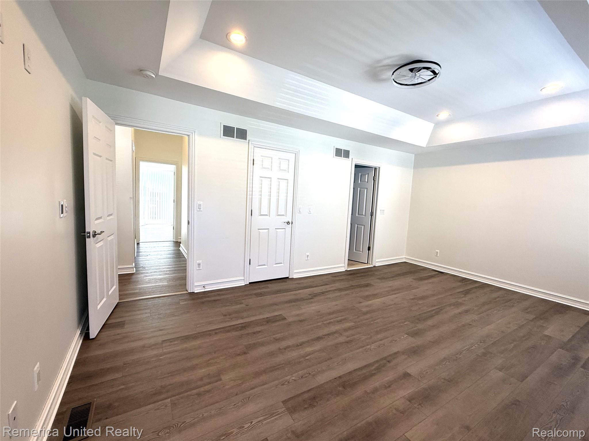 916 Ruffner Avenue Birmingham, MI 48009 - Photo 21 of 35 IMG_3215.jpeg