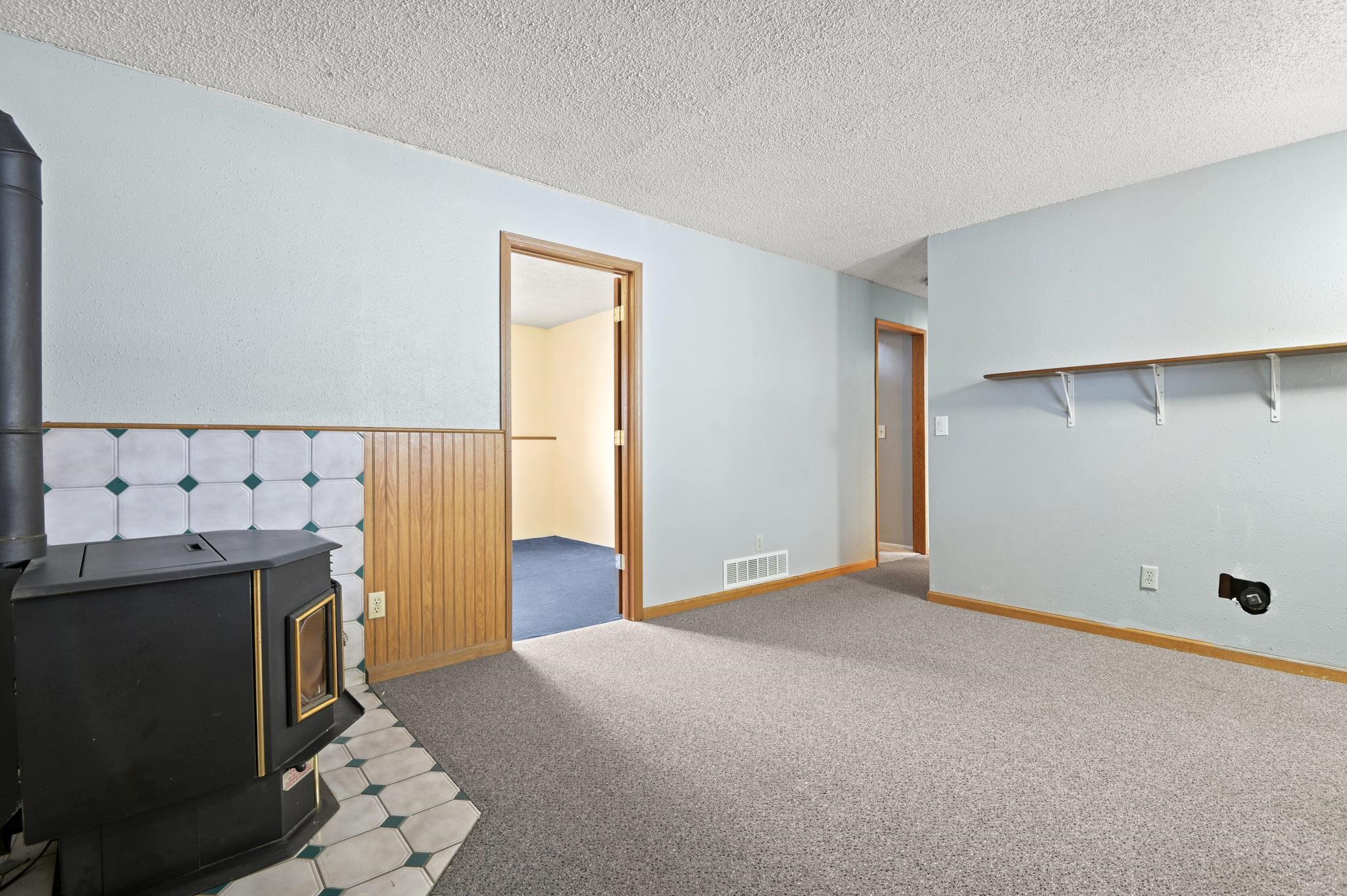 220 North Hodges Road Greenacres, WA 99016 - Photo 16 of 29 Gallery Image 16