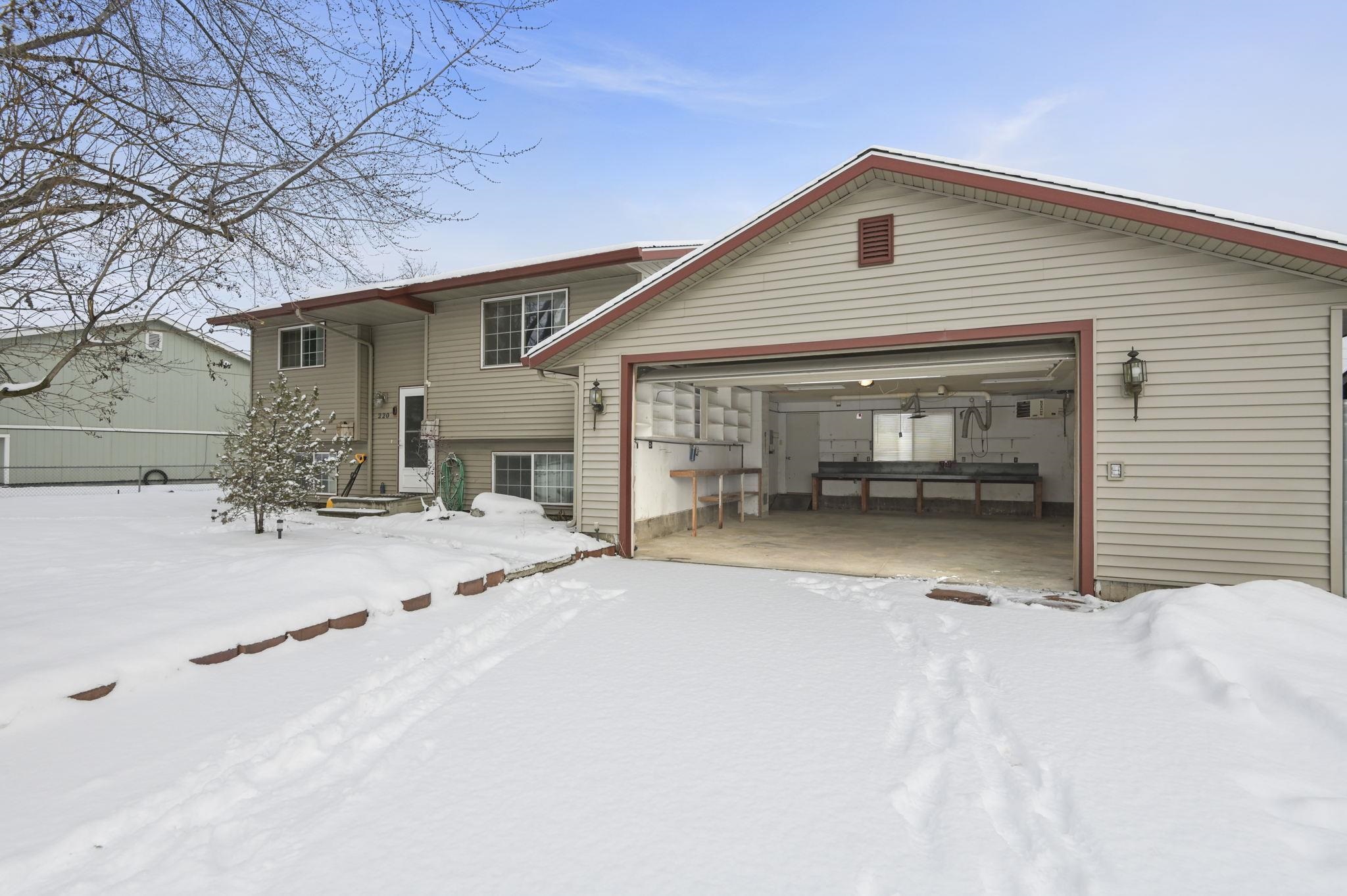 220 North Hodges Road Greenacres, WA 99016 - Photo 4 of 29 Gallery Image 4