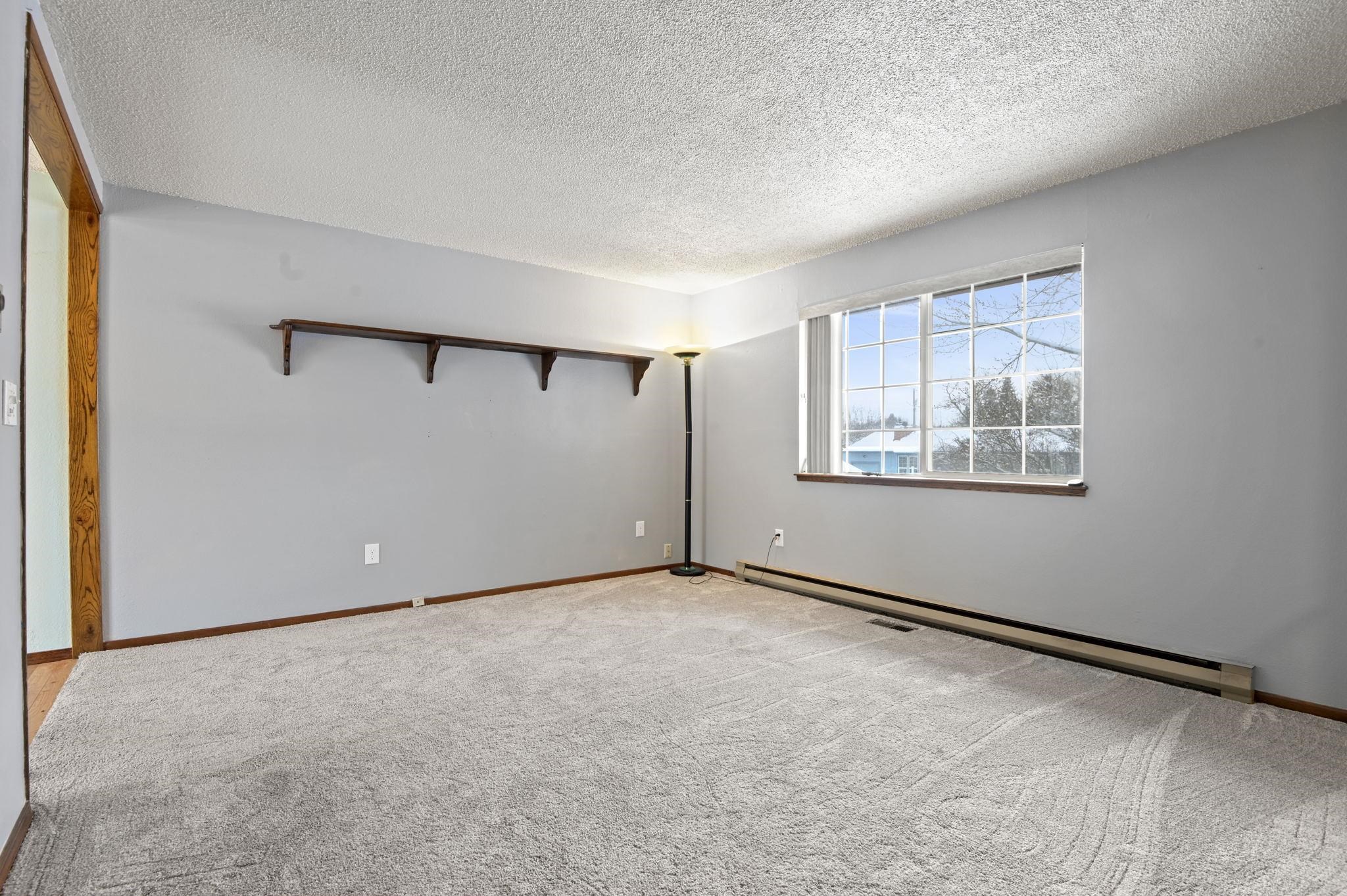 220 North Hodges Road Greenacres, WA 99016 - Photo 6 of 29 Gallery Image 6