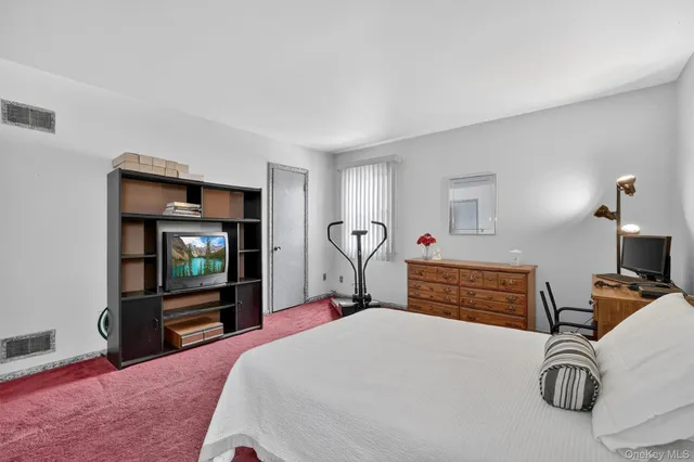 $799,999 | 38 Grange Avenue, Yonkers, NY 10710