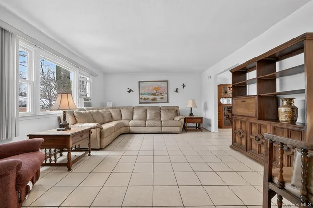 $799,999 | 38 Grange Avenue, Yonkers, NY 10710