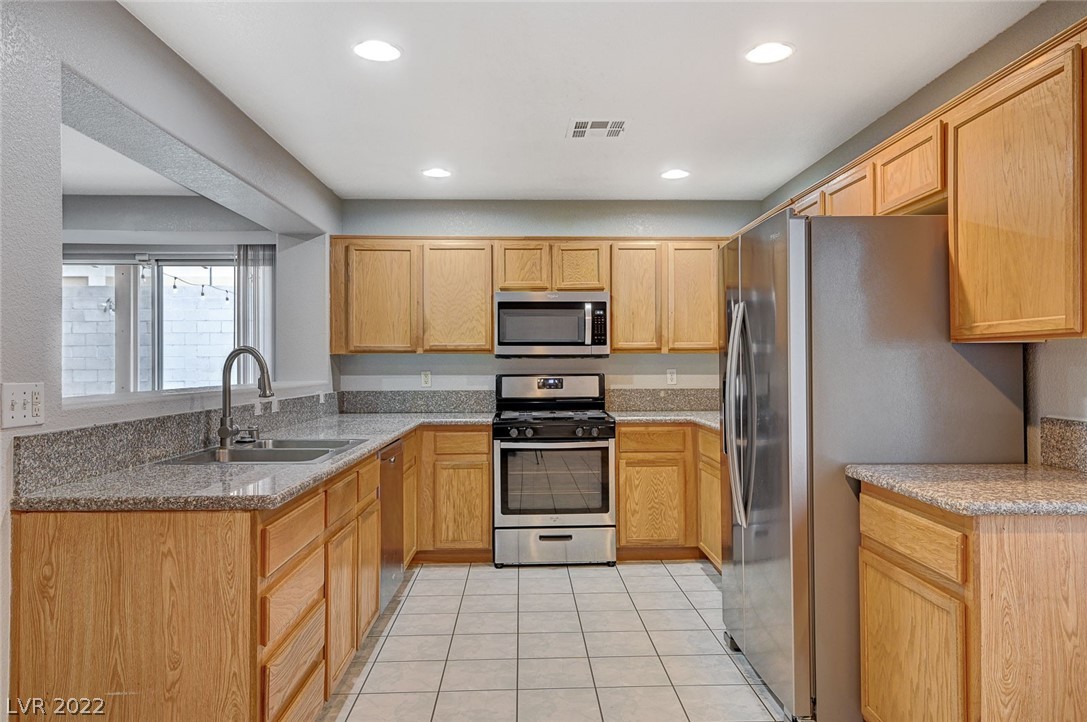429 Riverton Road Henderson, NV 89015 - Photo 13 of 47