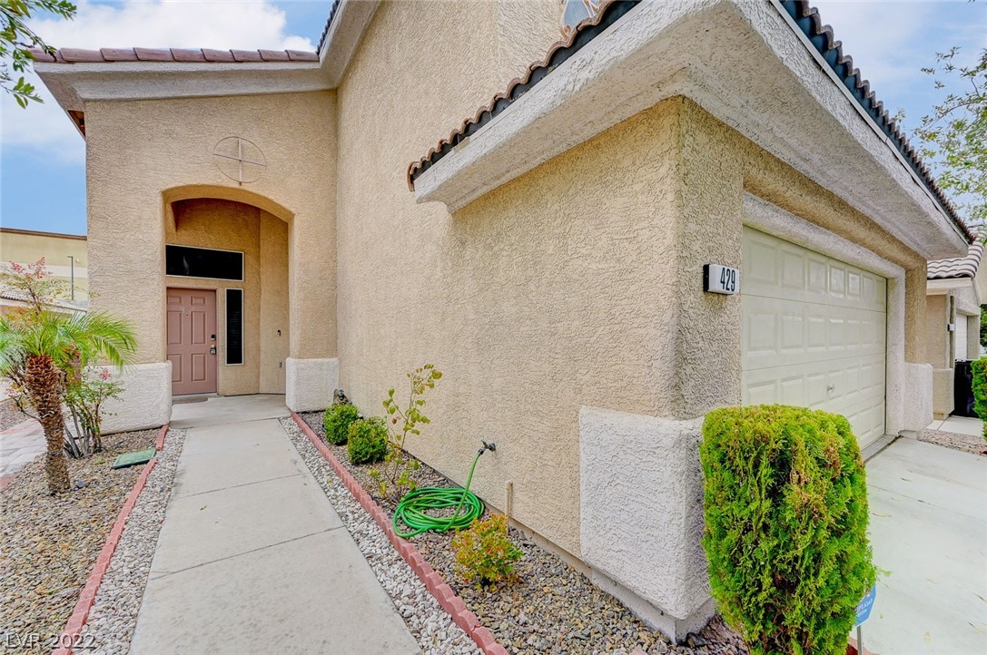 429 Riverton Road Henderson, NV 89015 - Photo 5 of 47