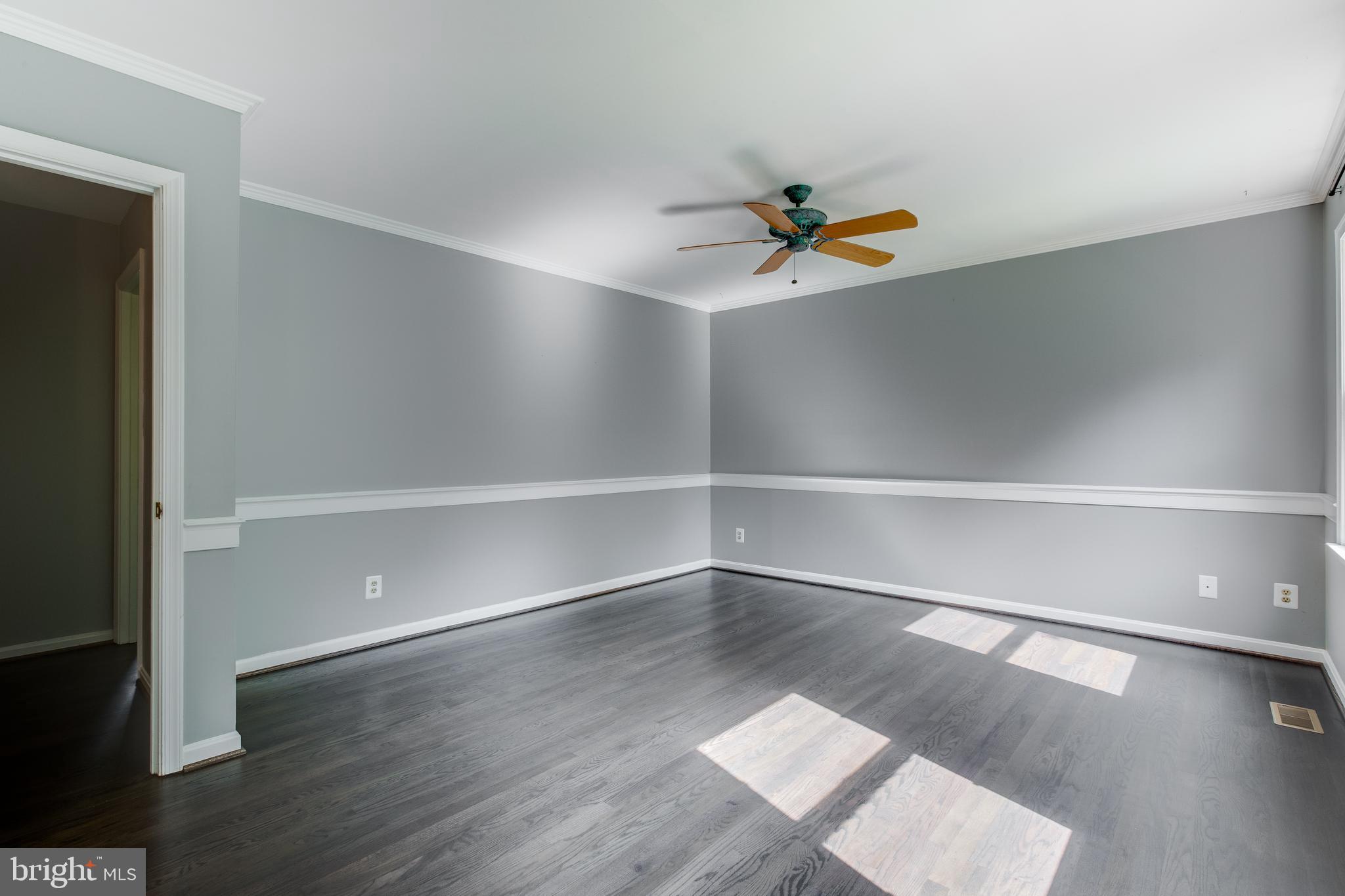 6727 Kelly Road Warrenton, VA 20187 - Photo 21 of 53 Master Bedroom with walk in closet