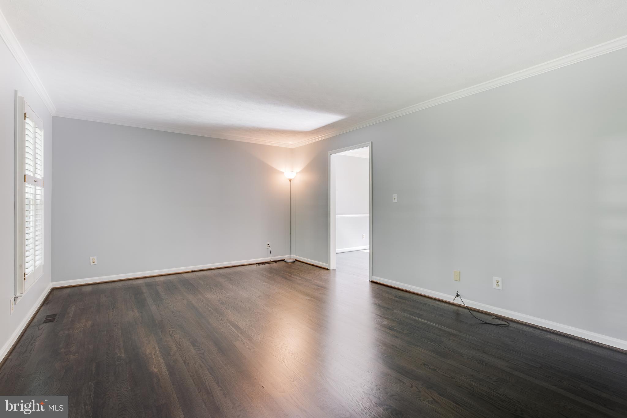 6727 Kelly Road Warrenton, VA 20187 - Photo 4 of 53 Gleaming hardwoods finished 8/2020
