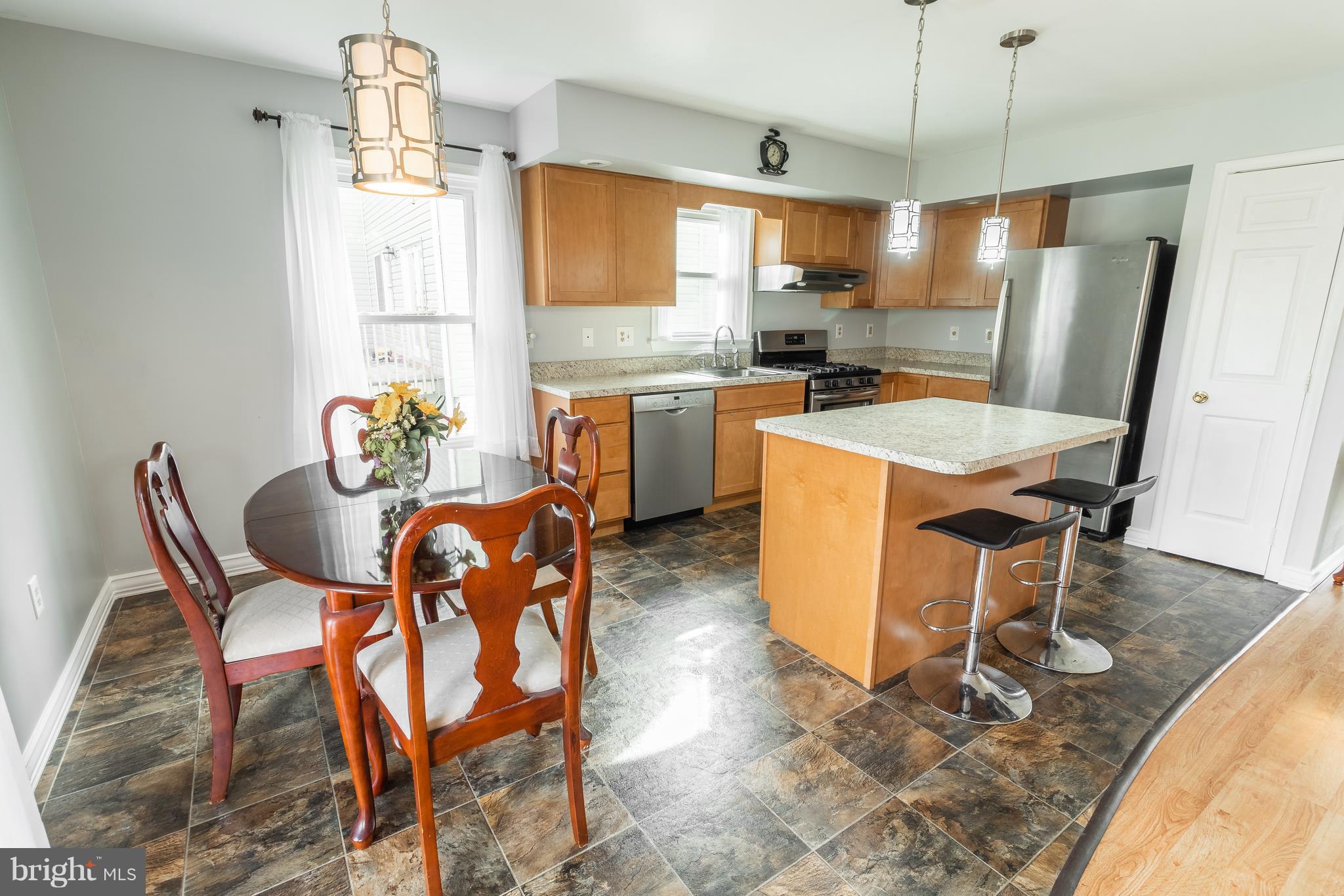 213 Antietam Road Baltimore, MD 21221 - Photo 11 of 50
