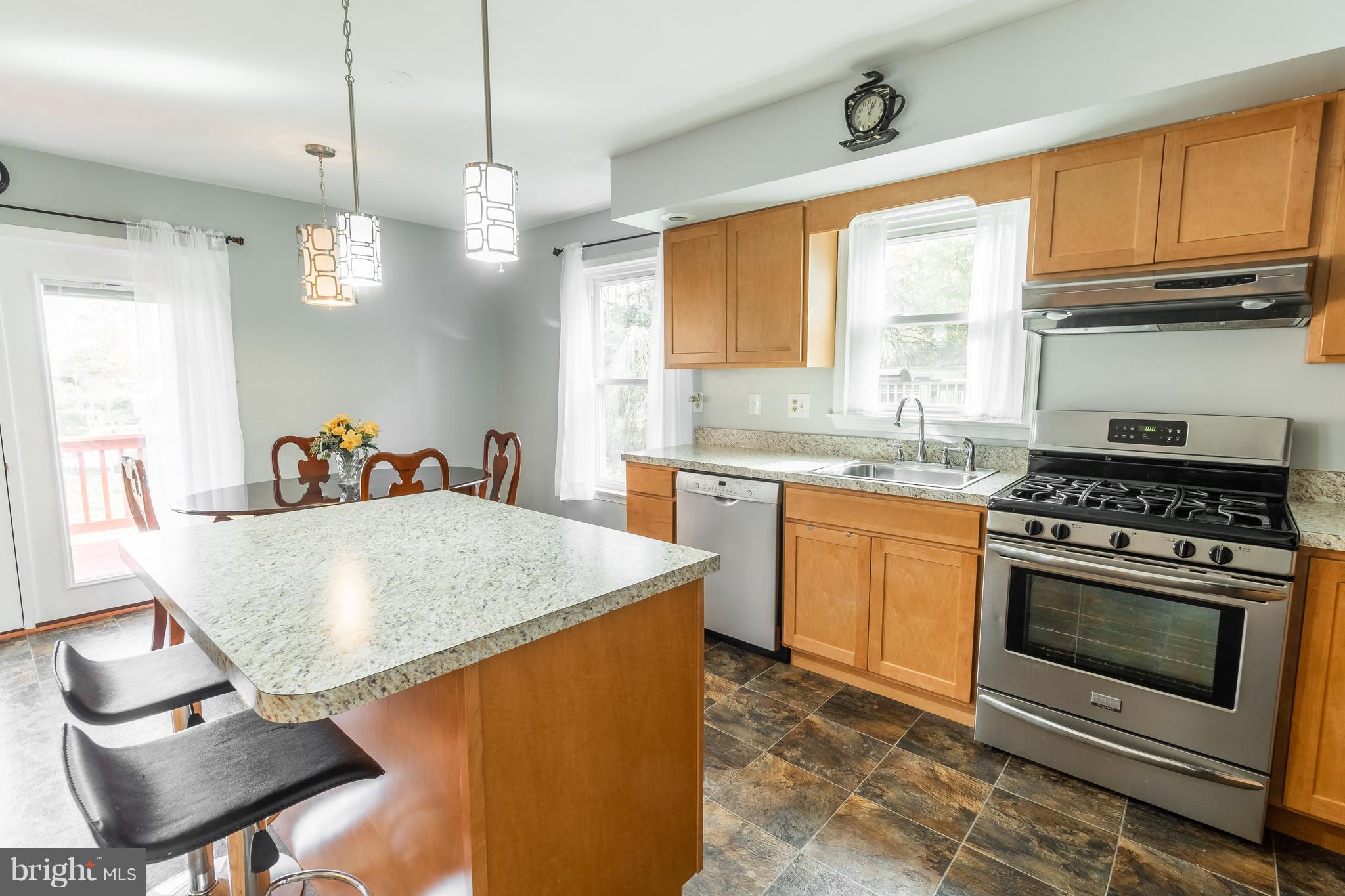 213 Antietam Road Baltimore, MD 21221 - Photo 12 of 50