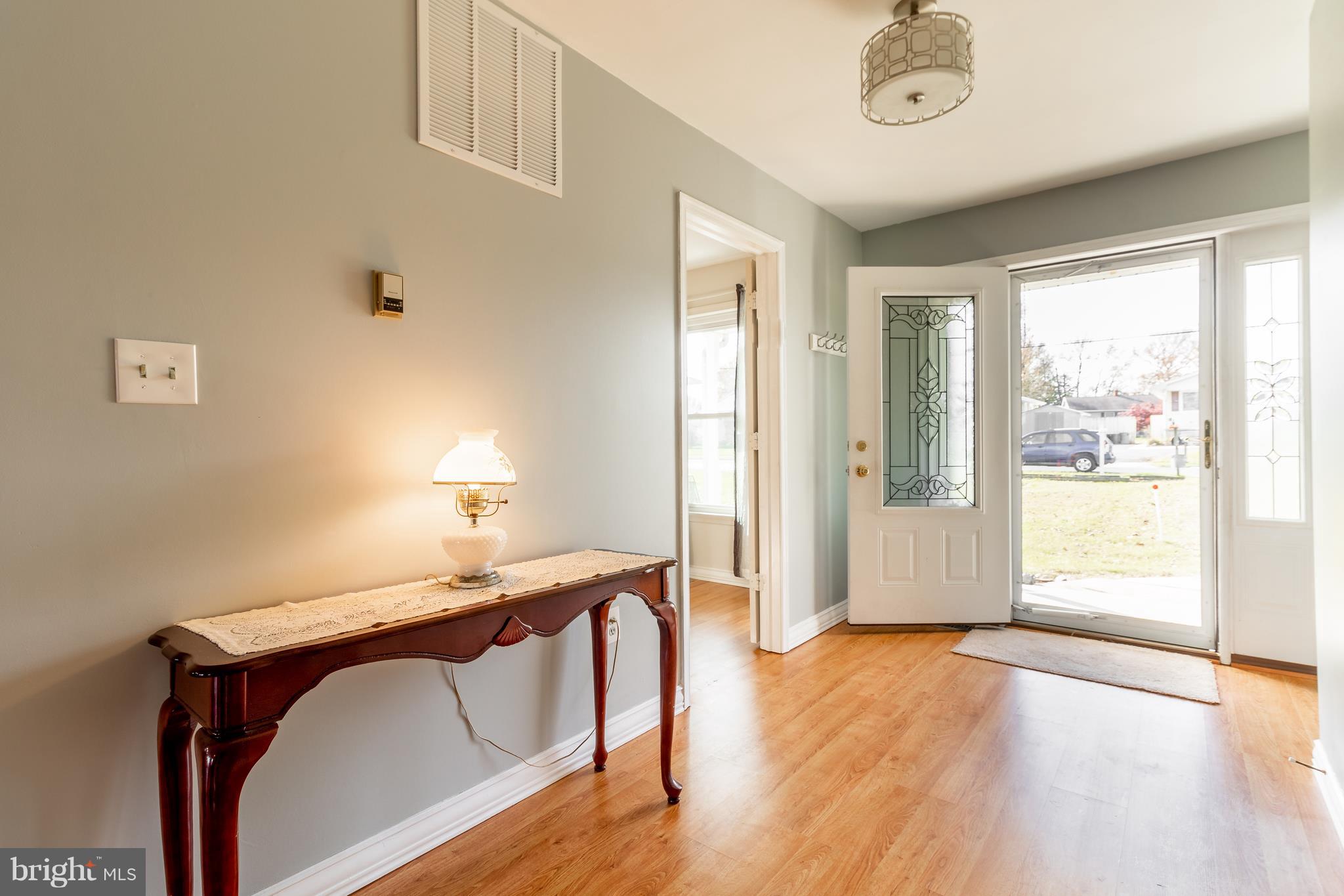 213 Antietam Road Baltimore, MD 21221 - Photo 4 of 50