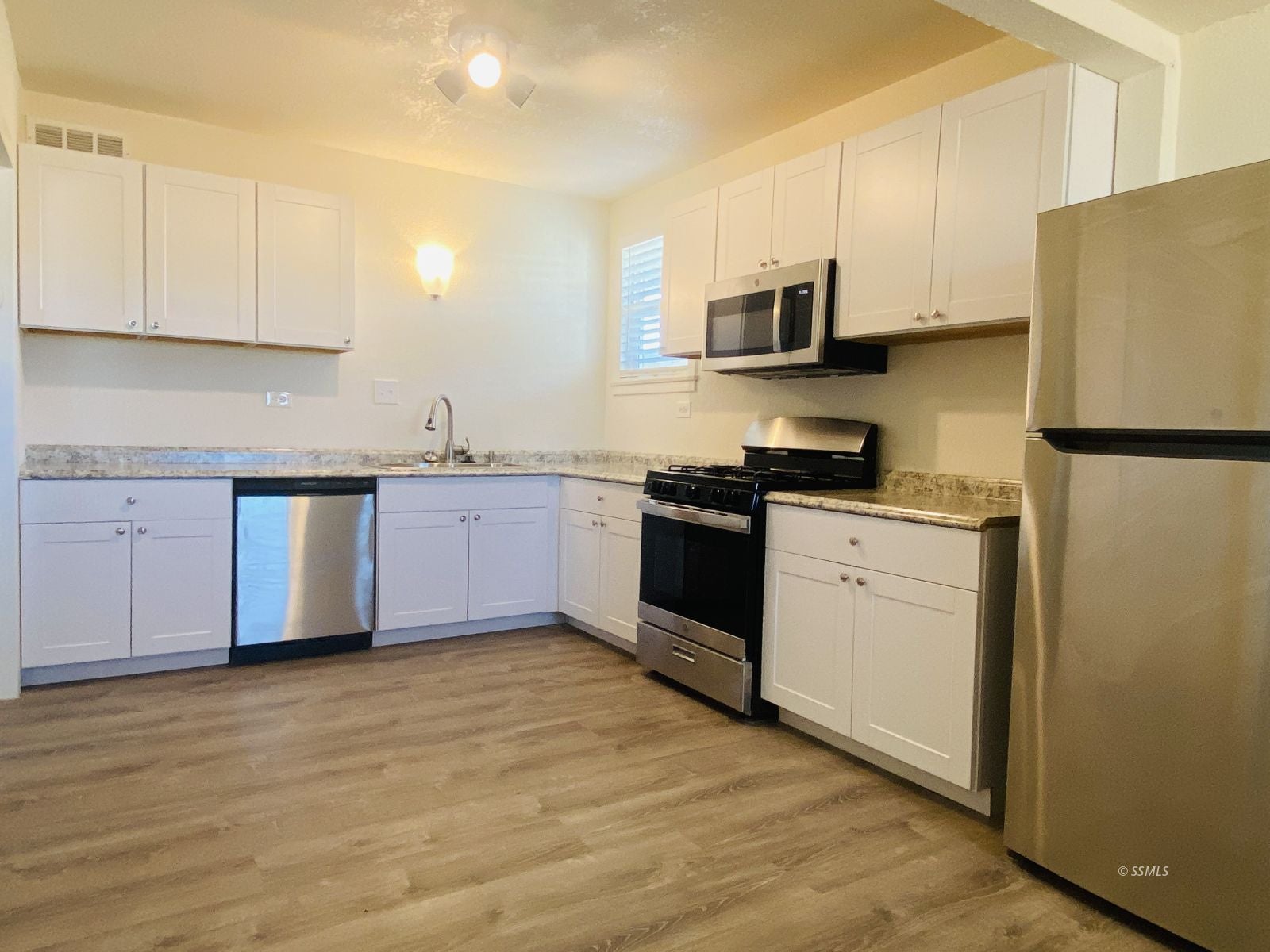 113 South Richmond Road Ridgecrest, CA 93555 - Photo 17 of 23 Gallery Image 17