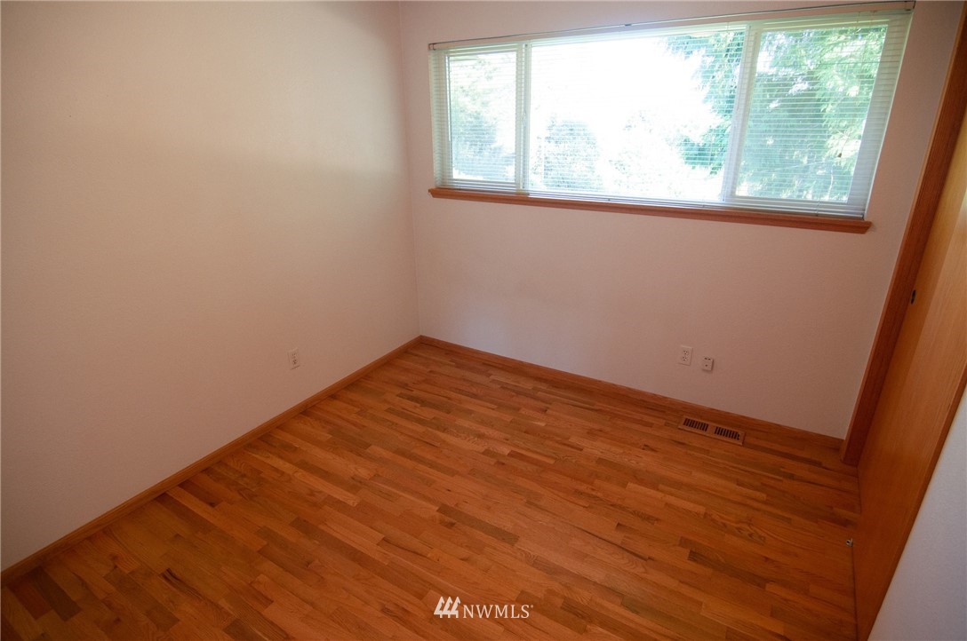 8783 Southeast Willock Road Olalla, WA 98359 - Photo 22 of 30 Gallery Image 22