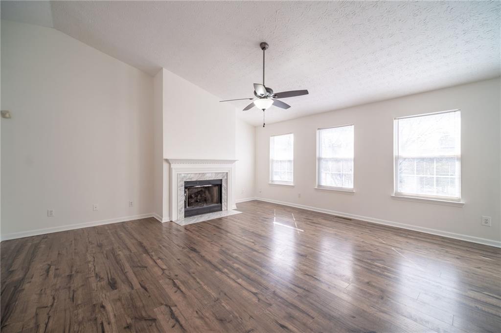 452 Crested View Drive Loganville, GA 30052 - Photo 11 of 51