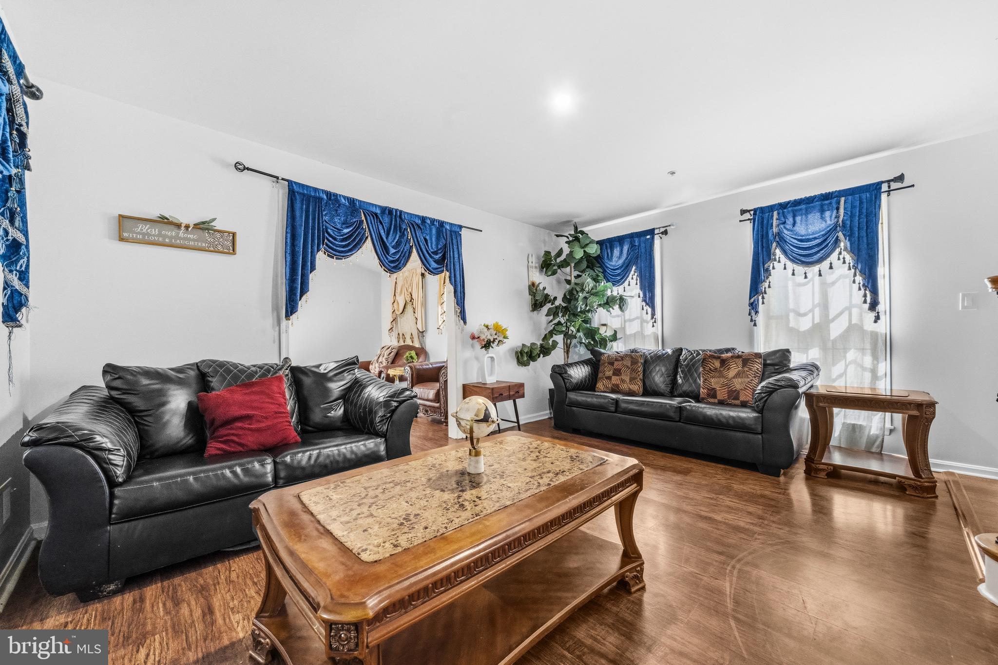 1801 Springvale Court Accokeek, MD 20607 - Photo 21 of 90 Living Room