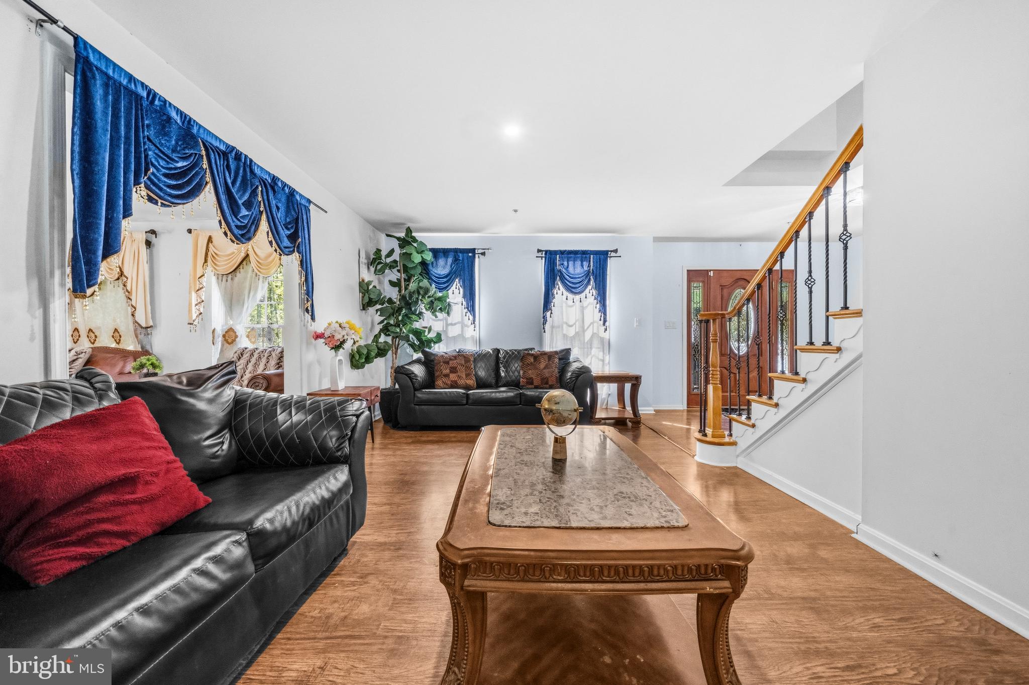 1801 Springvale Court Accokeek, MD 20607 - Photo 23 of 90 Living Room