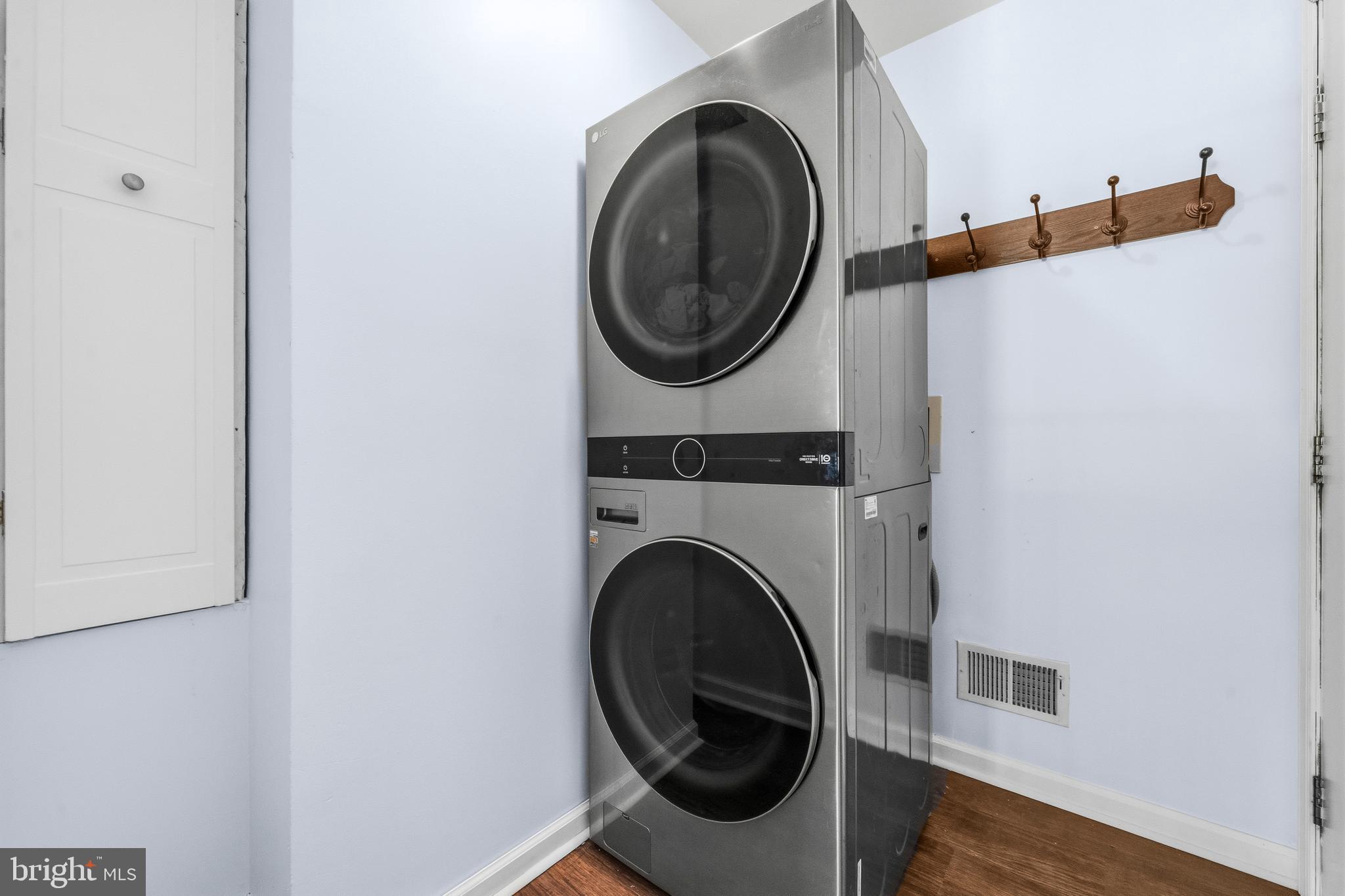 1801 Springvale Court Accokeek, MD 20607 - Photo 60 of 90 Washer/Dryer (Main Floor)