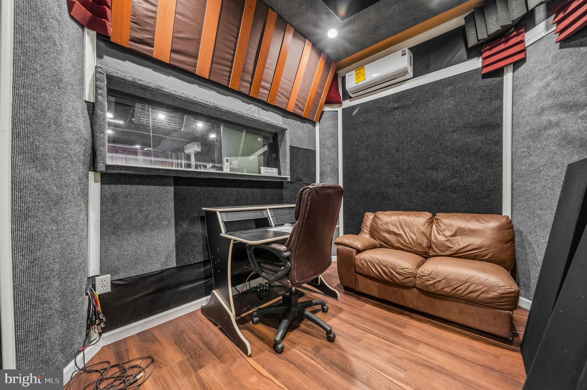 1801 Springvale Court Accokeek, MD 20607 - Photo 65 of 90 Detached Structure used as studio / office