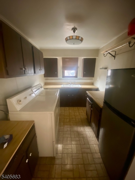 215 Boulevard Pequannock, NJ 07444 - Photo 17 of 22