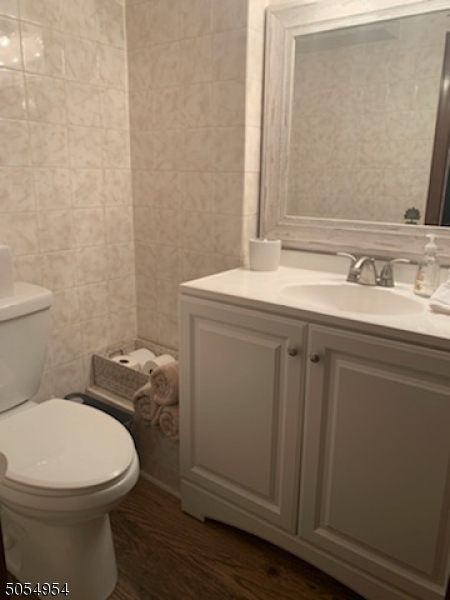 215 Boulevard Pequannock, NJ 07444 - Photo 18 of 22