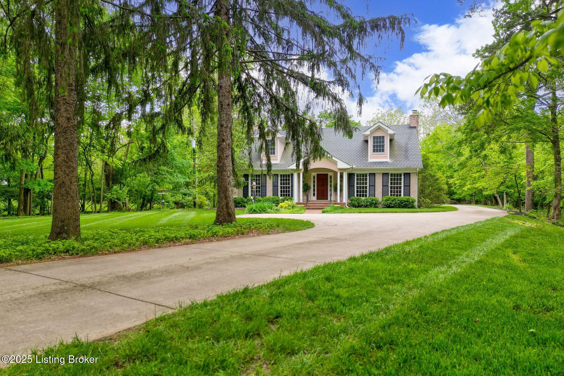 1802 Evergreen Road Anchorage, KY 40223 - Photo 2 of 85 photo_online_002