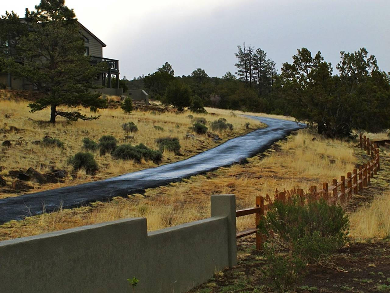 8455 Slayton Ranch Road Flagstaff, AZ 86004 - Photo 3 of 51 drive