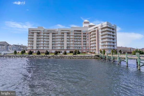 $450,000 | 8501 Bayside Road, Unit 605, Chesapeake Beach, MD 20732