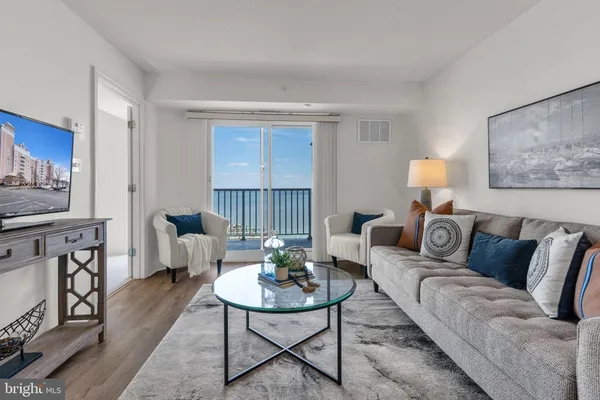 $450,000 | 8501 Bayside Road, Unit 605, Chesapeake Beach, MD 20732