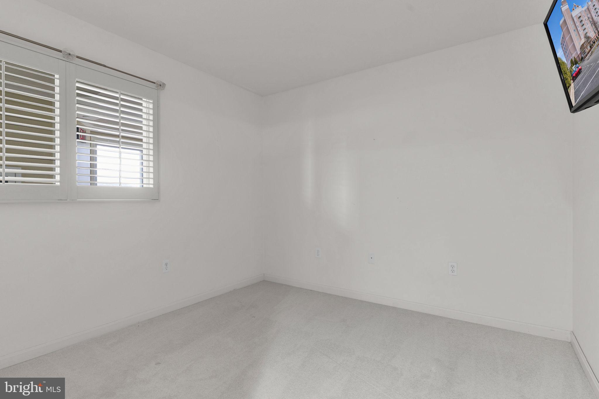 8501 Bayside Road, Unit 605 Chesapeake Beach, MD 20732 - Photo 24 of 30 Guest bedroom