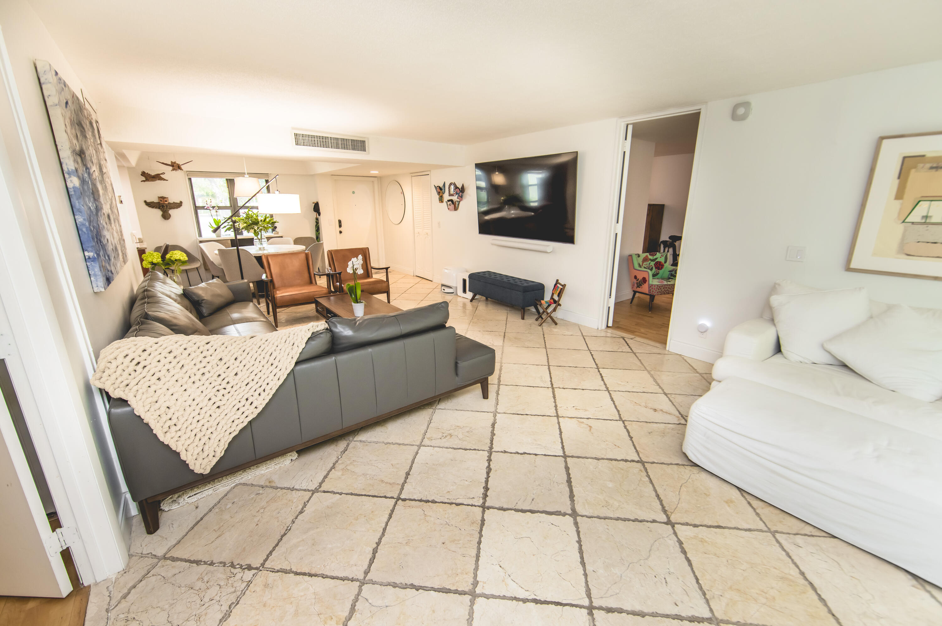 501 Southwest 11th Place, Unit 101 Boca Raton, FL 33432 - Photo 15 of 22 Living 2