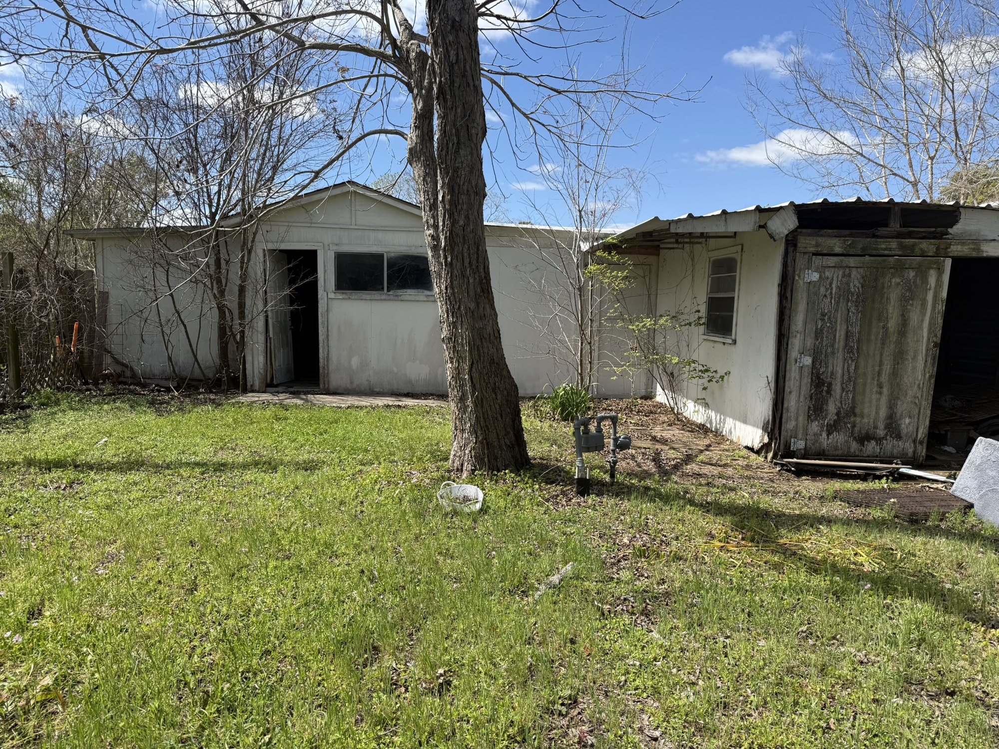 3122 Hamilton Street La Porte, TX 77571 - Photo 18 of 20 a view of a house with backyard