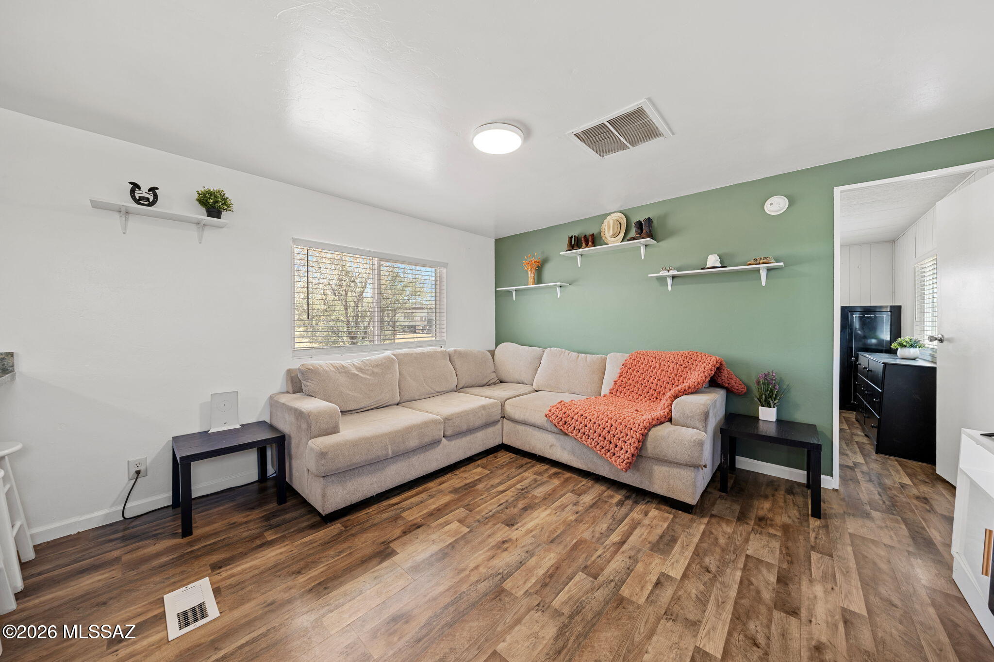 13140 West El Lobo Road Tucson, AZ 85743 - Photo 6 of 30 Making this space perfect for entertaining family and friends.
