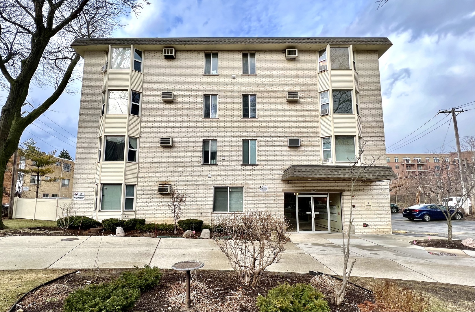 8232 Niles Center Road, Unit 207 Skokie, IL 60077 - Photo 1 of 11