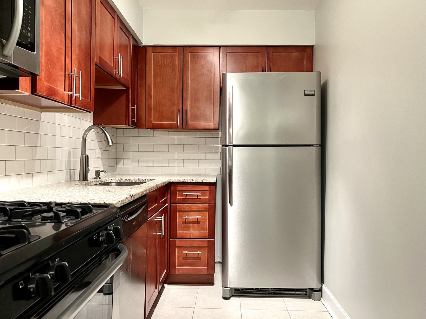 8232 Niles Center Road, Unit 207 Skokie, IL 60077 - Photo 4 of 11