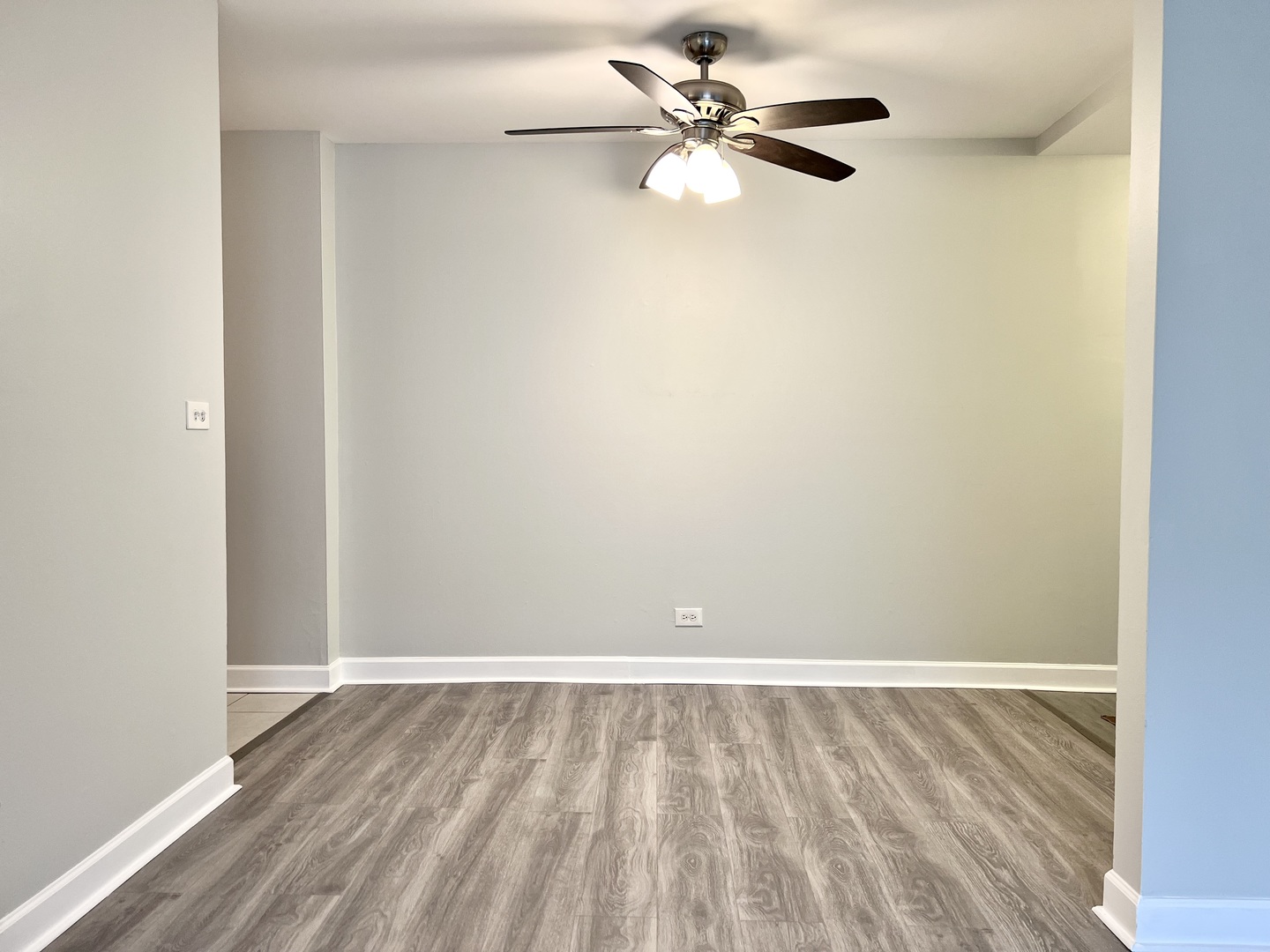 8232 Niles Center Road, Unit 207 Skokie, IL 60077 - Photo 6 of 11