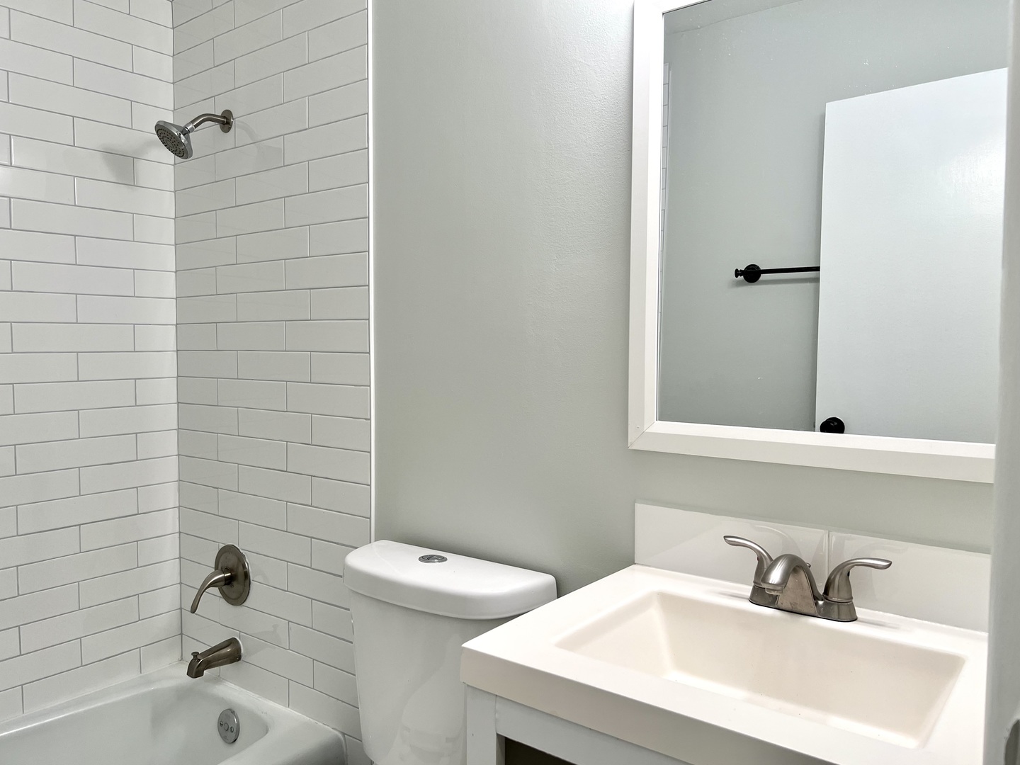 8232 Niles Center Road, Unit 207 Skokie, IL 60077 - Photo 8 of 11