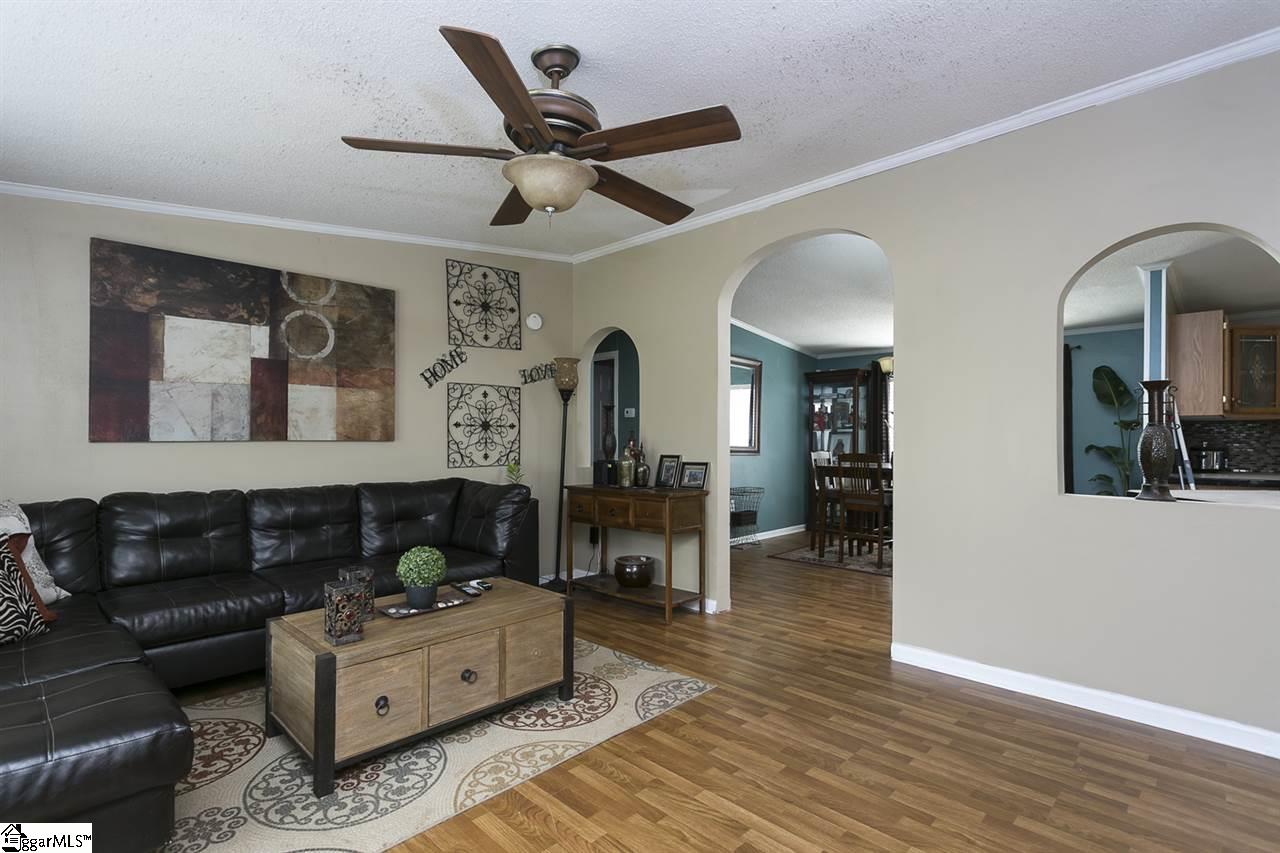 2033 Reedy Fork Road Pelzer, SC 29669 - Photo 11 of 32