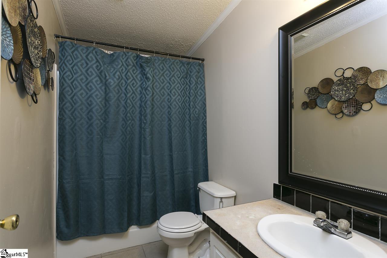 2033 Reedy Fork Road Pelzer, SC 29669 - Photo 21 of 32