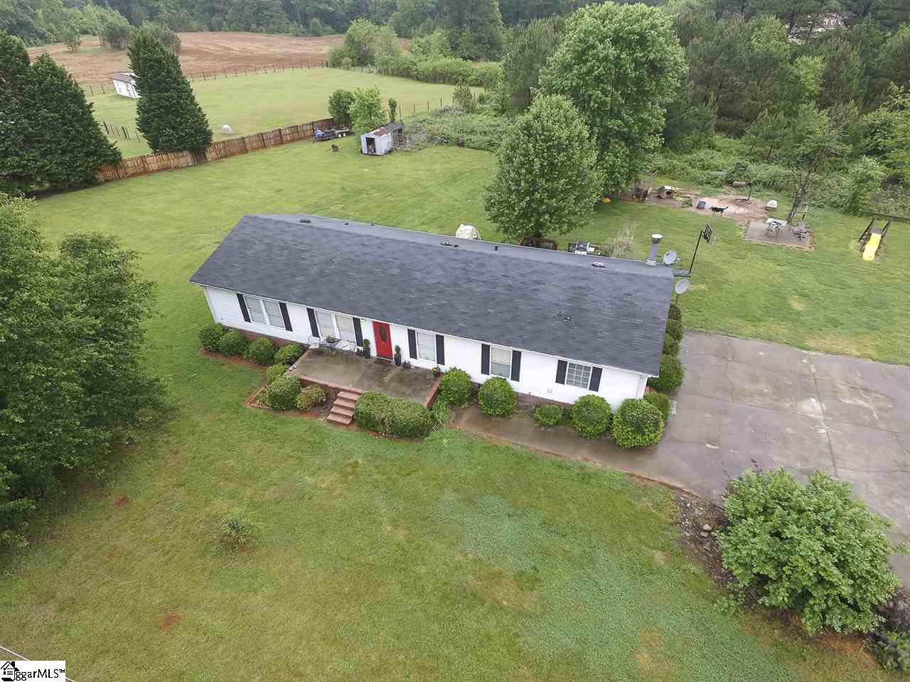 2033 Reedy Fork Road Pelzer, SC 29669 - Photo 27 of 32