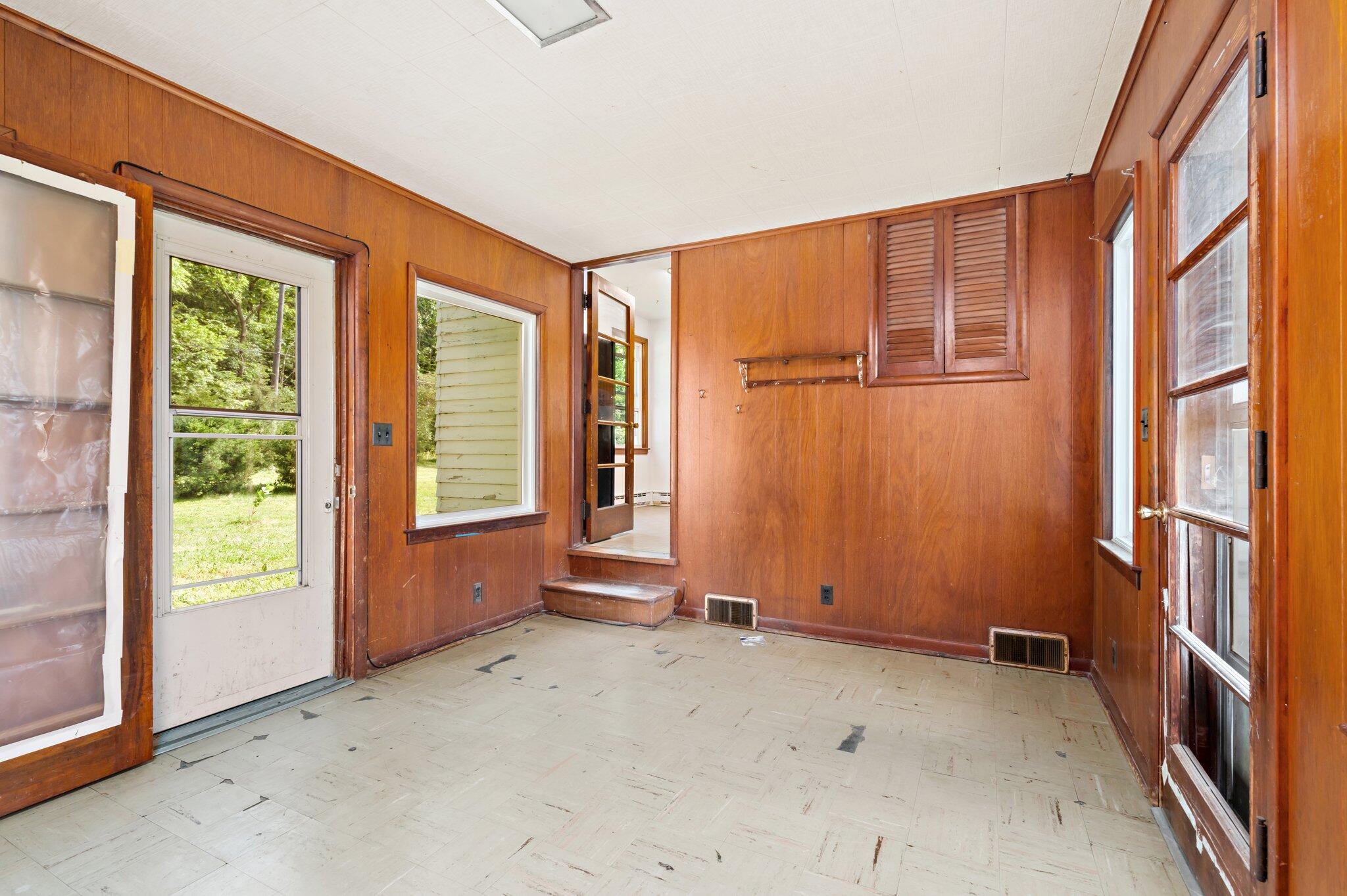 5133 West Waters Road Ann Arbor, MI 48103 - Photo 2 of 43 1-web-or-mls-_DSC9112